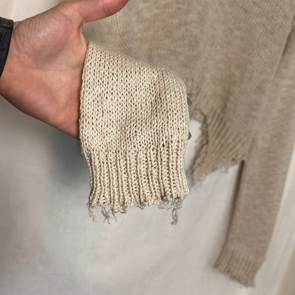 3/$20 💥 Blank Paige Oversized Relaxed Fit Sweater Distressed Cream Frayed Knit‎ - Picture 11 of 15